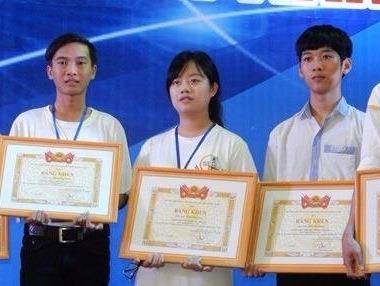 He thong canh bao xam nhap man cua hoc tro xu Dua hinh anh