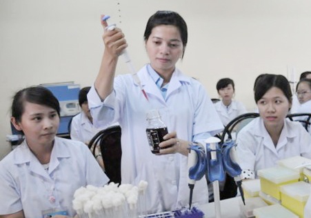 Giam thu hut, tu dao tao nhan tai hinh anh