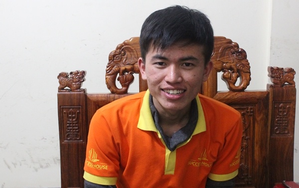 sinh viên bán rau kiếm sống ảnh 1 sinh vien ban rau kiem song anh 1