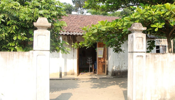 co giao cuu hoc sinh bi ong dot anh 2