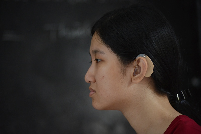 nu sinh dac biet anh 1