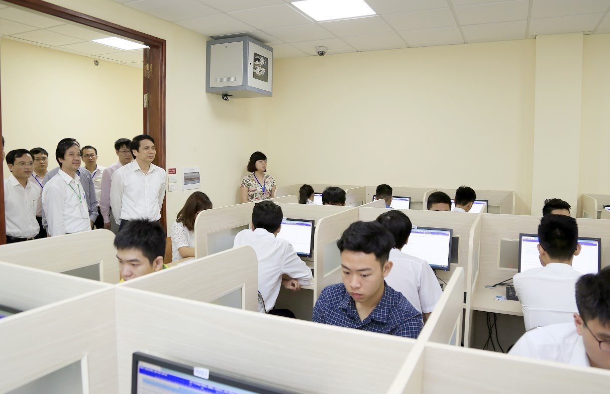 thi danh gia nang luc anh 1