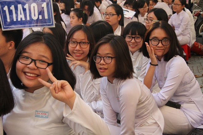 Truong Pho thong Nang khieu TP HCM cong bo diem chuan lop 10 hinh anh