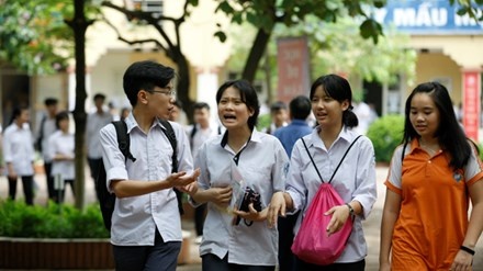 tuyen sinh vao lop 10 anh 1