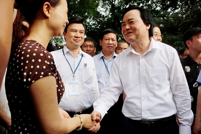 Bo truong GD&DT: Hay giam ap luc thi cu cho thi sinh hinh anh