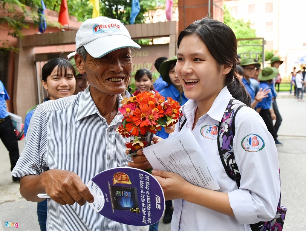 thi thpt quoc gia anh 13