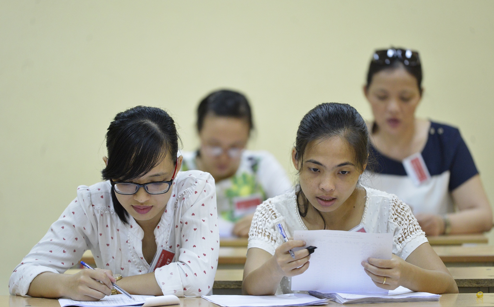 cham thi thpt quoc gia anh 7