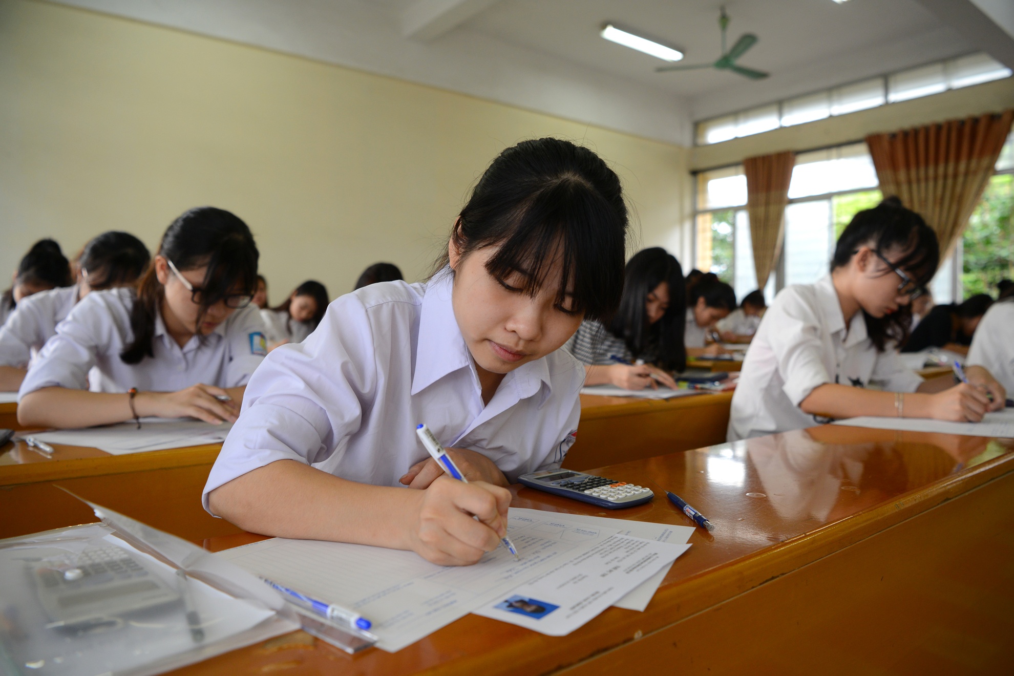 Dai hoc Bach khoa Ha Noi cong bo diem thi THPT quoc gia hinh anh