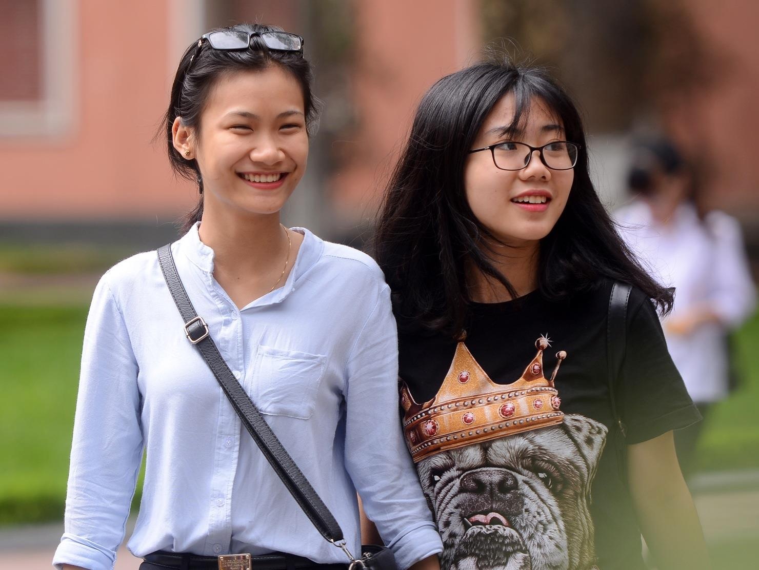 Phan biet xet tuyen hoc ba va xet tuyen dot 1 hinh anh