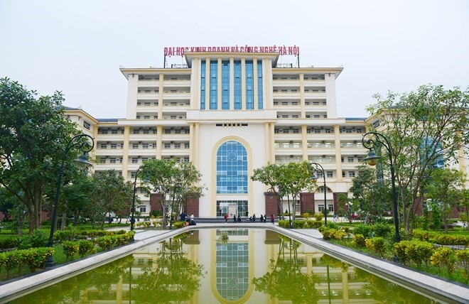 18 diem trung tuyen nganh Y da khoa va noi lo dao tao bac si hinh anh