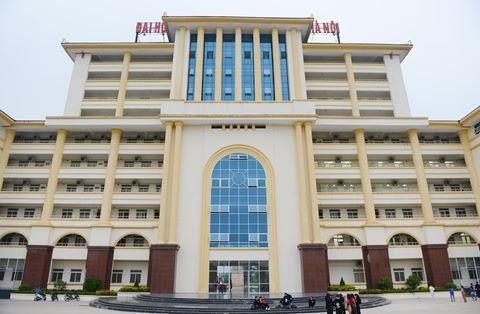 Tra ho so cua thi sinh 18 diem trung tuyen nganh Y da khoa hinh anh