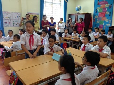 anh du gio lop hoc anh 4