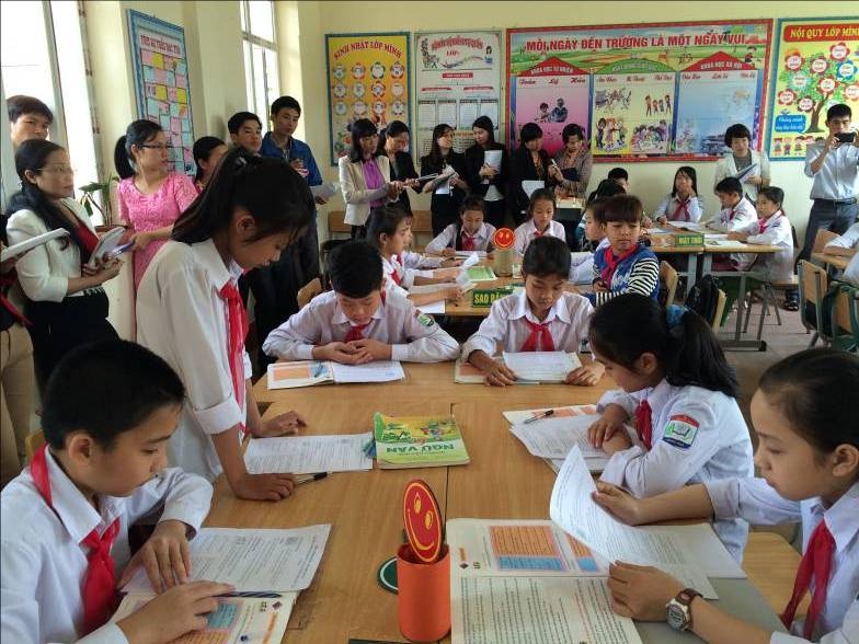 anh du gio lop hoc anh 5