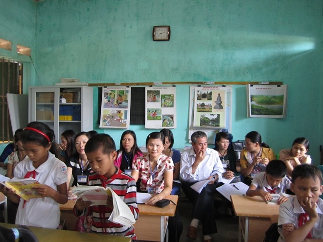 anh du gio lop hoc anh 6