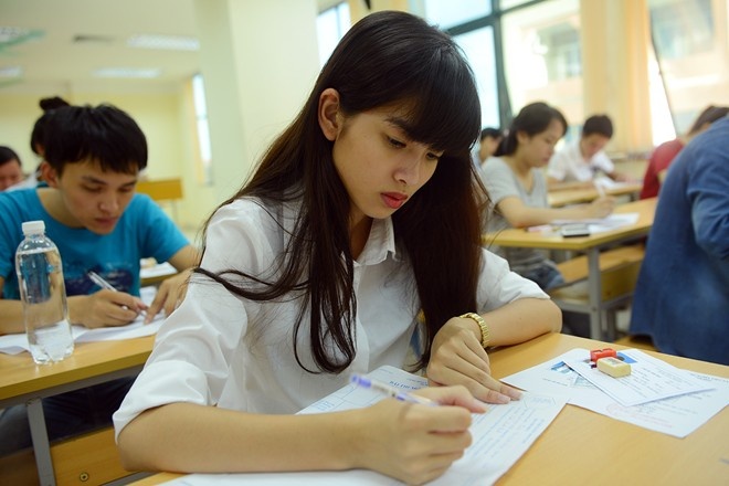 Bo Giao duc moi Hoi Toan hoc xay dung de thi trac nghiem hinh anh