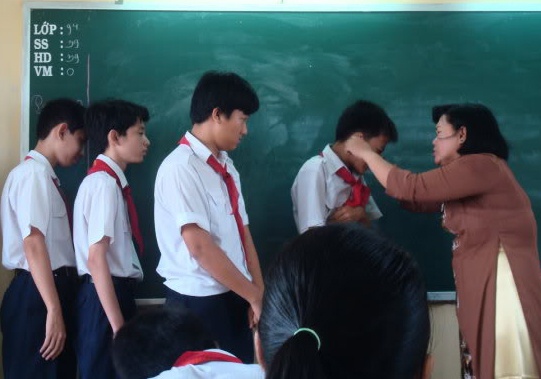 Bo truong GD&DT: 'Chan chinh dao duc nha giao' hinh anh