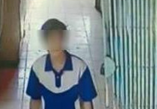 Thanh nien dot nhap truong tieu hoc so soang hoc sinh hinh anh