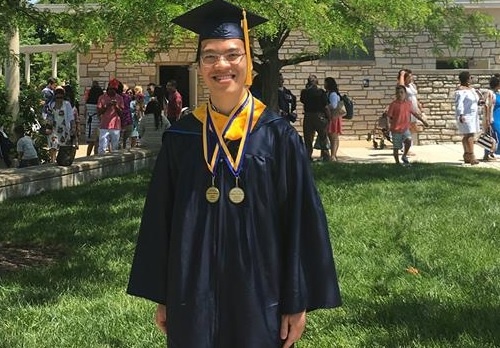 Chi hoc 4 ngay moi tuan, Le Quang Liem van la cu nhan xuat sac o My hinh anh