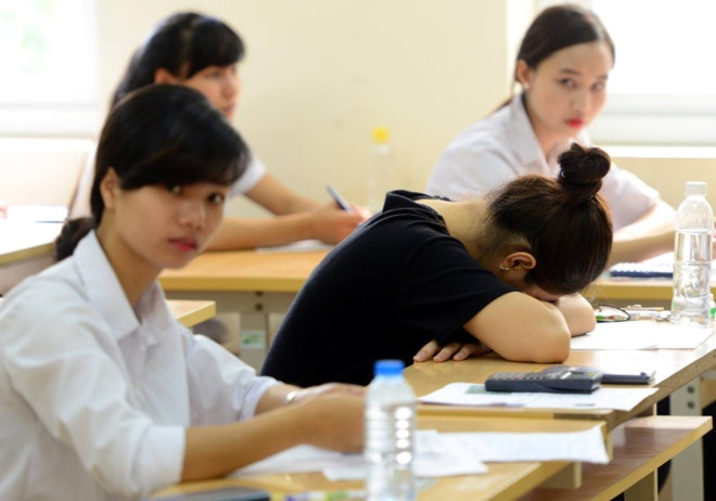 Dang ky thi 9 mon THPT quoc gia de… tranh diem liet hinh anh
