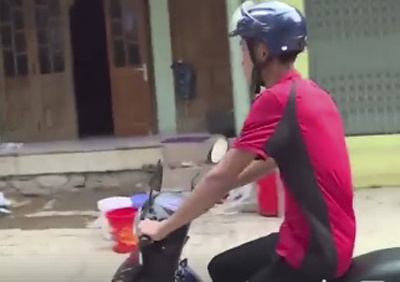 Thi sinh ngu quen duoc thay giao don di thi hinh anh