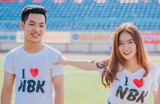 Nam sinh lop chuyen Anh dat 10 diem mon Ngu van hinh anh