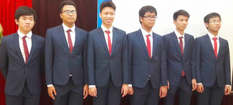 olympic toan quoc te anh 3