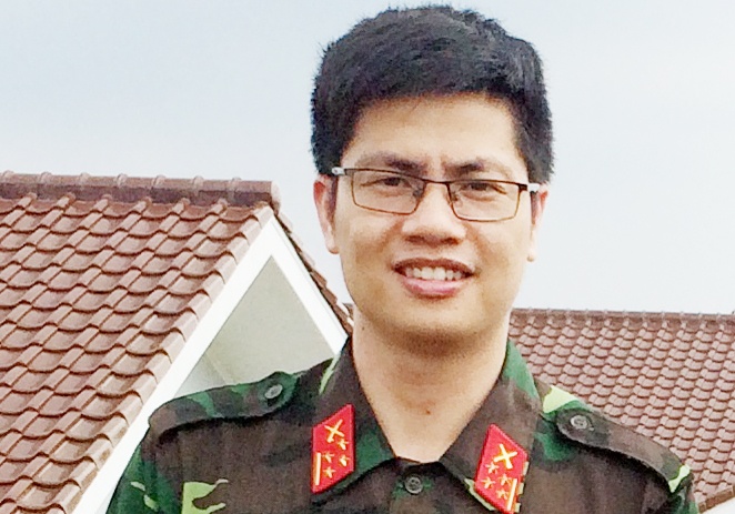 Tu thi sinh Olympia den si quan gin giu hoa binh Lien Hop Quoc hinh anh