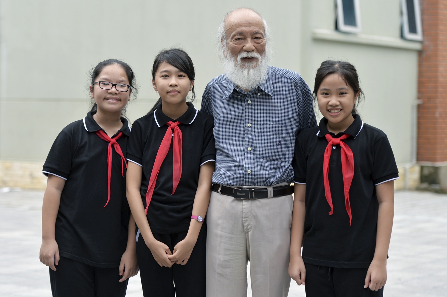 PGS Van Nhu Cuong anh 2