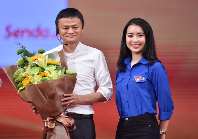 nữ sinh đối thoại gới jack ma ảnh 1 nu sinh doi thoai goi jack ma anh 1