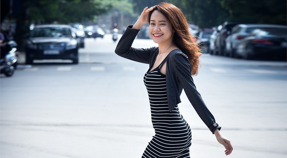 Nhung co giao 9X xinh dep, sanh dieu o truong Marie Curie hinh anh