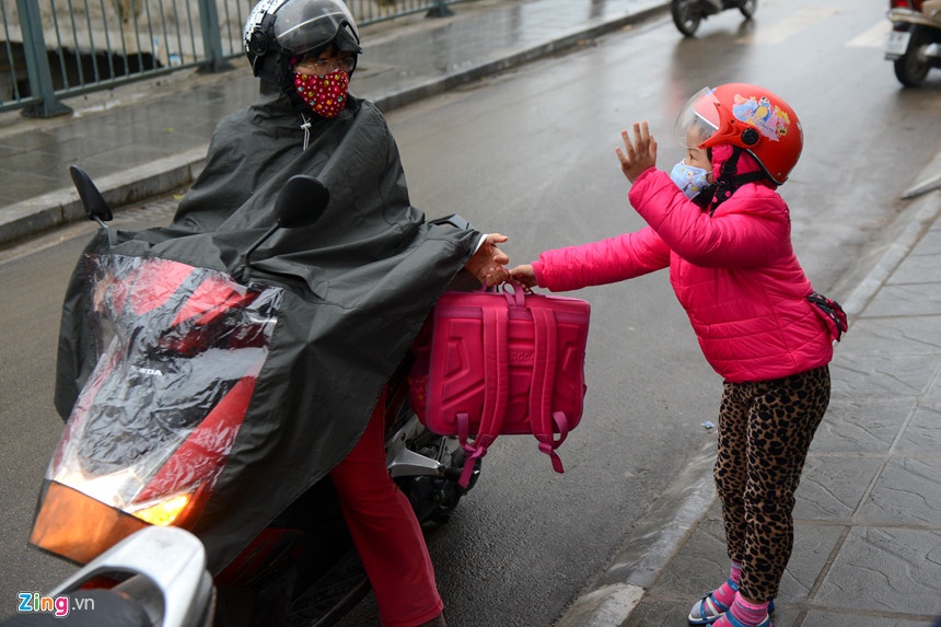 hoc sinh nghi hoc anh 1