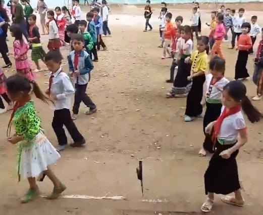 Clip thay tro vung cao nhay Cha Cha Cha hinh anh