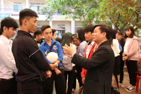 thi thpt quoc gia anh 1