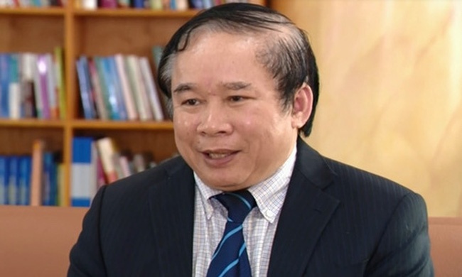 Ong Bui Van Ga tra loi ve viec phong giao su, pho giao su hinh anh