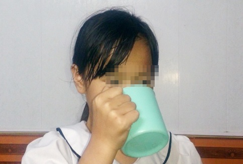 Tre suc mieng nuoc gie lau: Truong su pham vang mon dao duc nha giao hinh anh