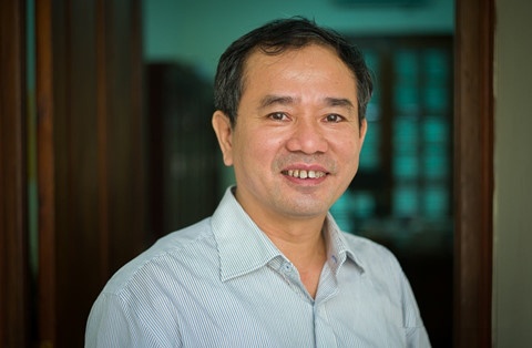 Ngay 30/4 trong nu cuoi va nuoc mat nguoi tre hinh anh