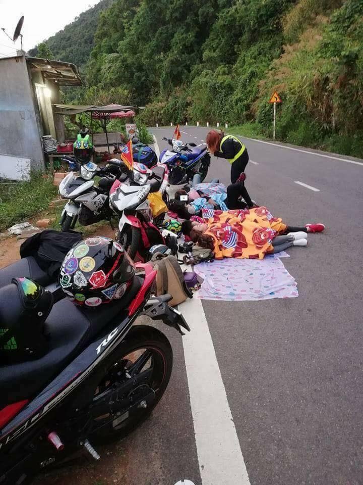 phượt thủ ngủ ven đường ảnh 1 phuot thu ngu ven duong anh 1