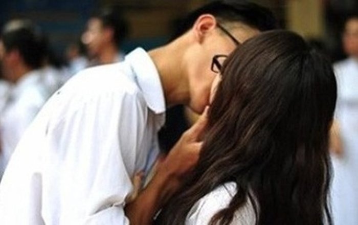 Lam gi khi tuoi day thi nghien sex? hinh anh