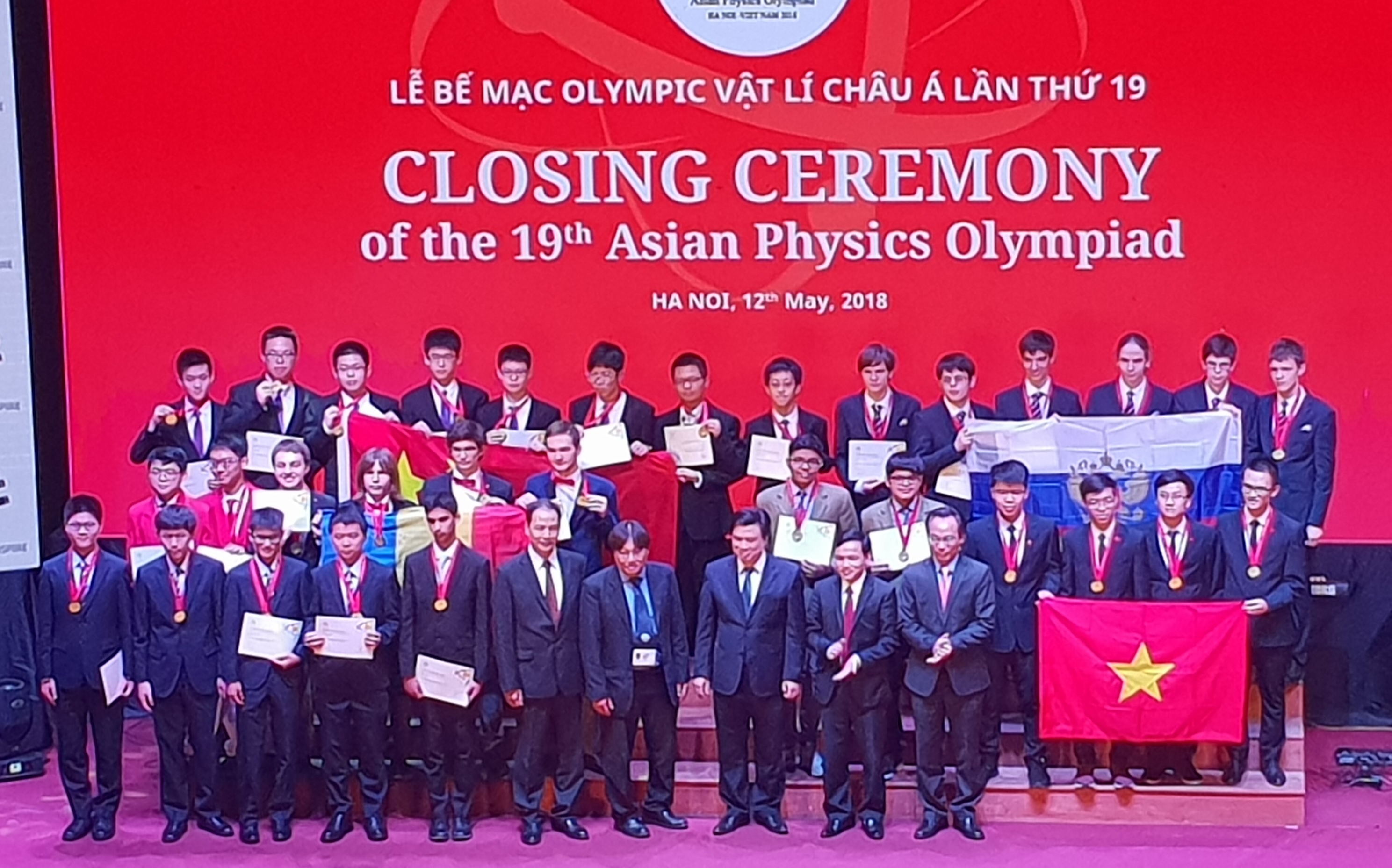 olympic vật lý ảnh 1 olympic vat ly anh 1