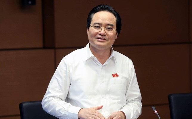 Bo truong Phung Xuan Nha tra loi chat van 3 van de nong cua giao duc hinh anh