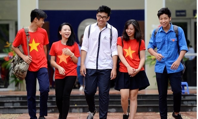 Gan 3.000 hoc sinh thi vao lop 6 truong Luong The Vinh hinh anh