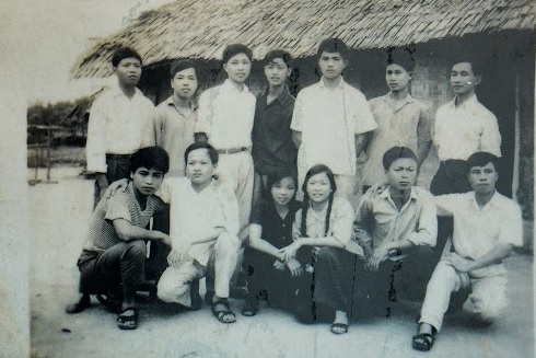 Chuyen ke ve 6 nam dat nuoc khong co ky thi dai hoc hinh anh