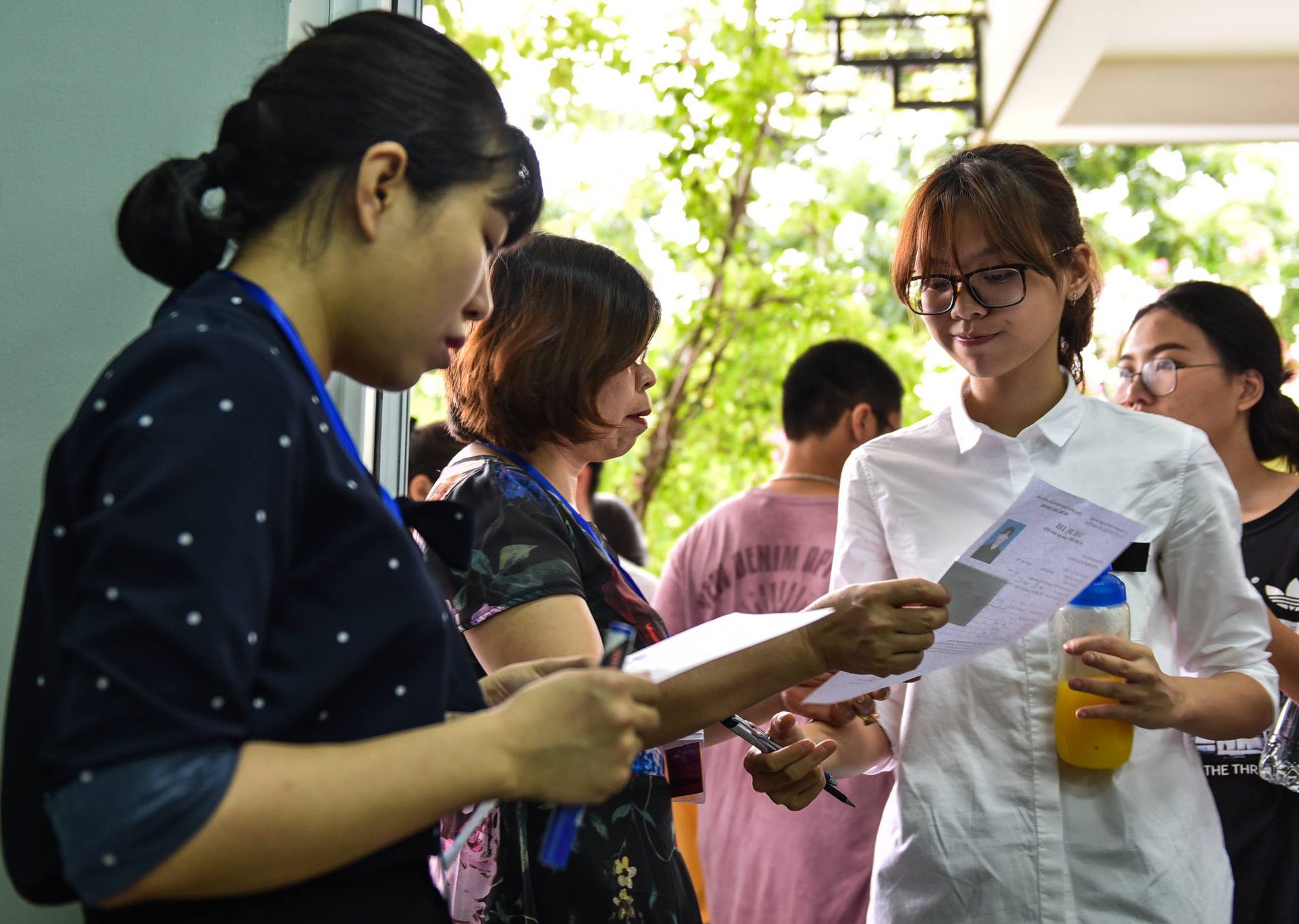 Nhieu thi sinh nhan xet de thi to hop Khoa hoc Tu nhien kho hinh anh