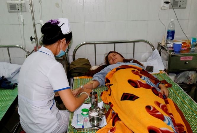 Dieu tra vu phu huynh danh giao vien mam non thung mang nhi hinh anh