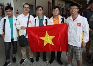 Hoc sinh Viet Nam gianh 2 huy chuong vang Olympic Vat ly quoc te 2018 hinh anh