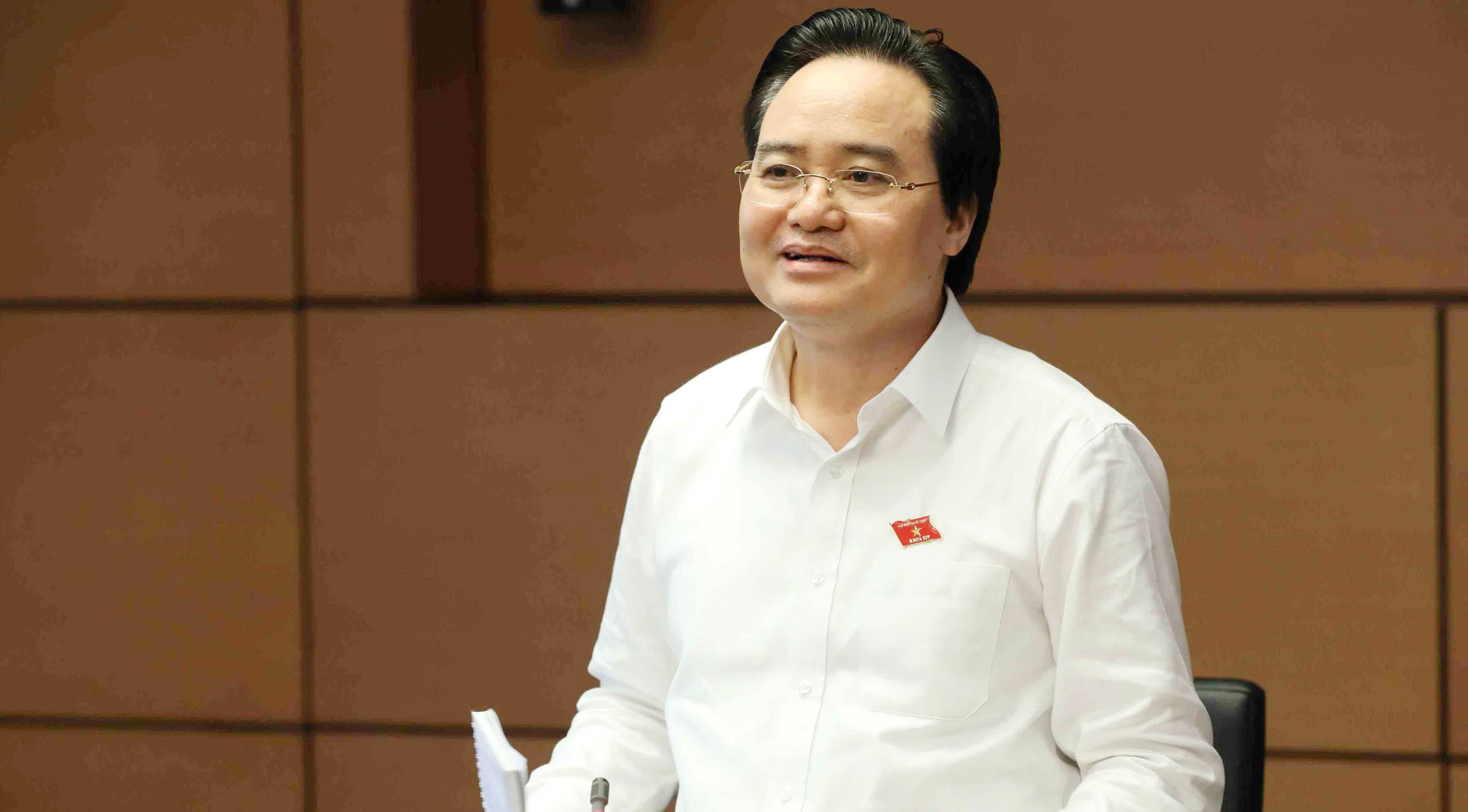Bo truong Phung Xuan Nha: 'Toi xin nhan trach nhiem' hinh anh