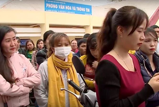 Tuyen thua 550 giao vien, hang loat can bo bi ky luat hinh anh
