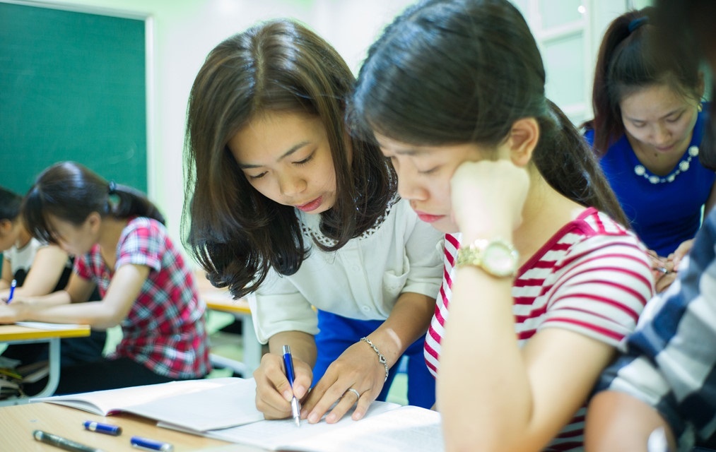 Nghich ly dao tao su pham: Diem chuan thap hay cao van vang thi sinh hinh anh