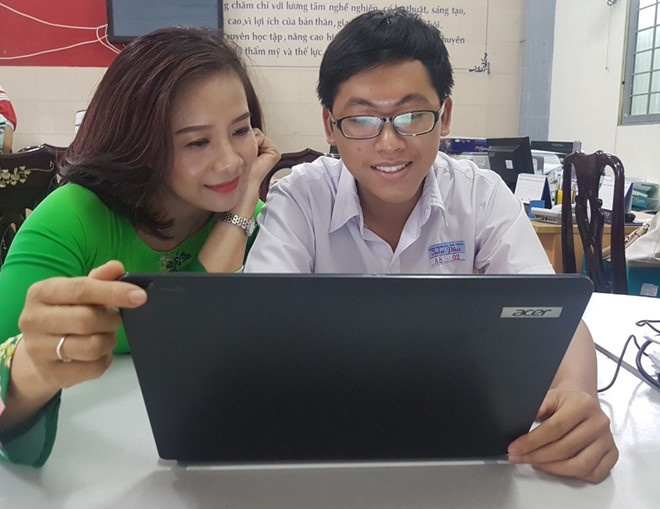 thủ khoa toàn quốc ảnh 2 thu khoa toan quoc anh 2