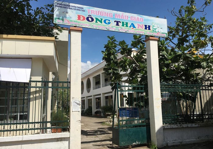 Cach chuc hieu truong cat xen tien an sang cua tre mam non hinh anh